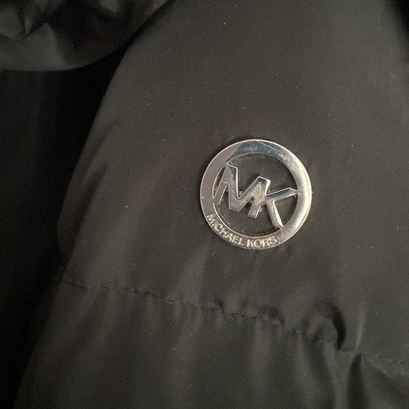 MICHAEL KORS Women’s winter coat - Picture 5 of 5